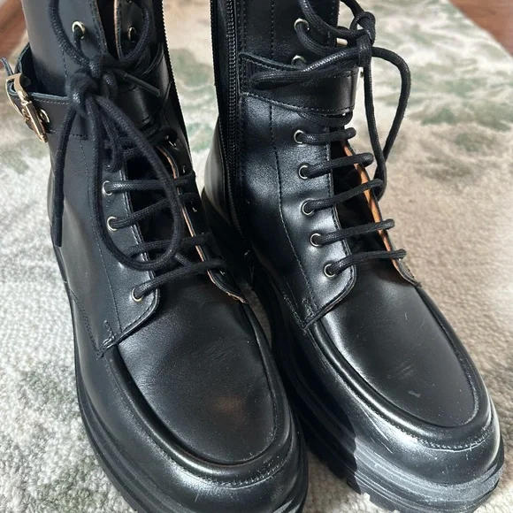 Sezane Black Lace-Up Boots with Gold Accent - Picture 4 of 9